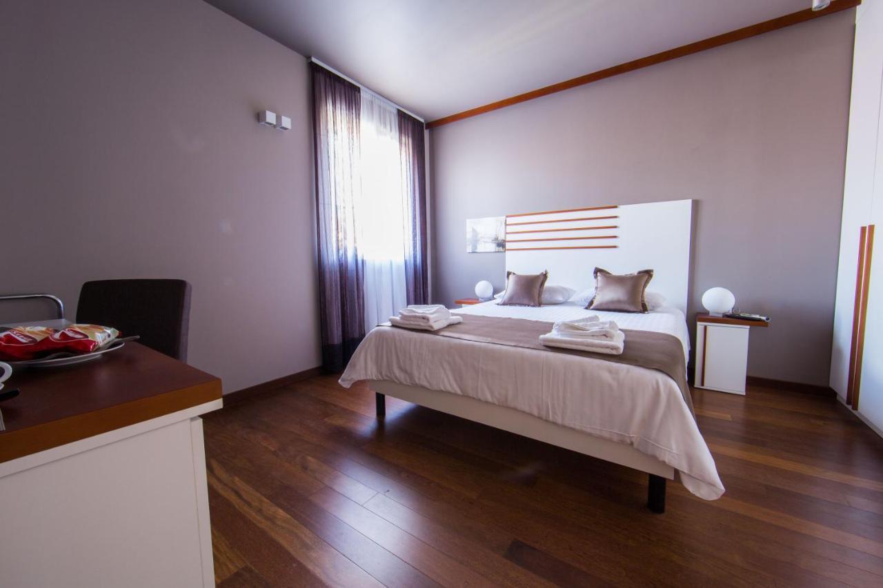 Luxury Rooms Silente Bacvice 1 Spalato Esterno foto